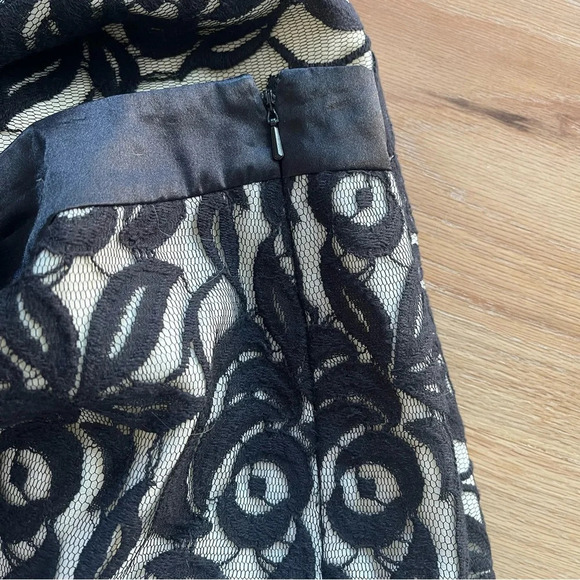 Ann Taylor 6 Black White Lace Pencil Knee Length Skirt Formal Cocktail Business - Picture 6 of 10